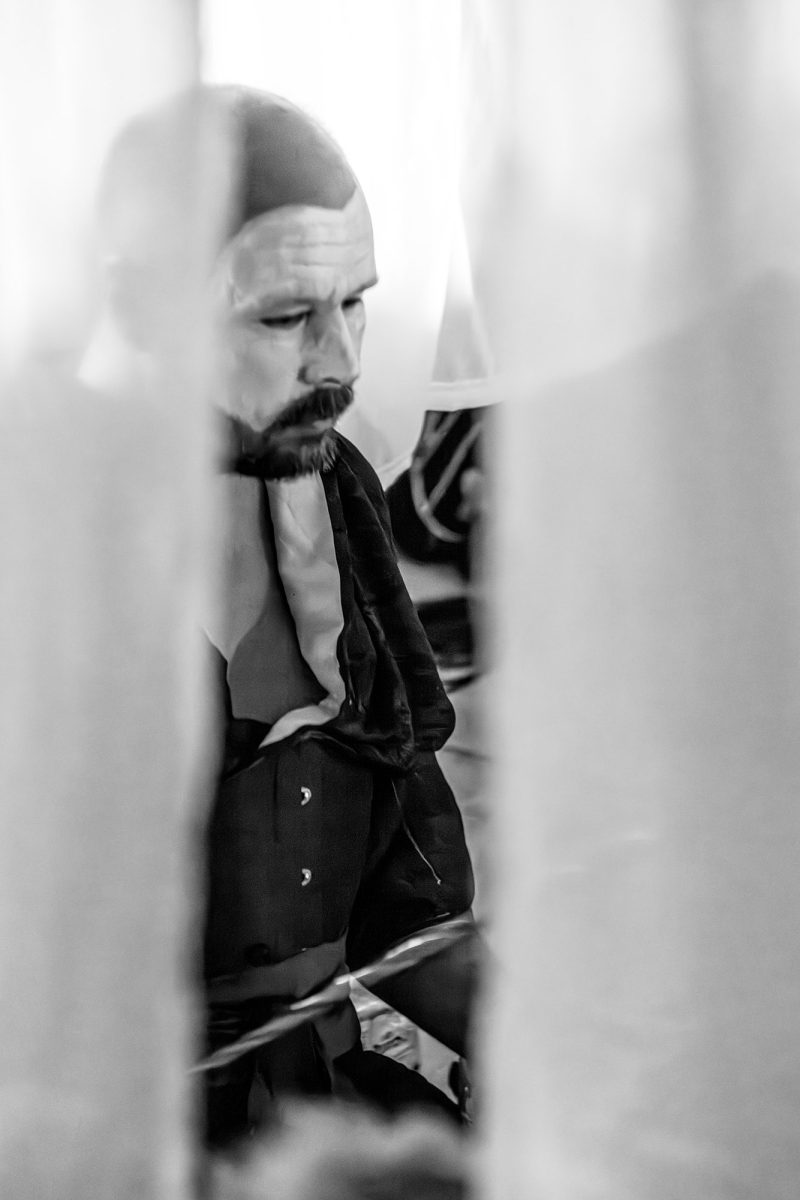 Desire Andy Buru – Xplore Maske Andy Buru mit Maske beim Desire Workshop